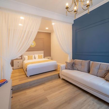 Bluesky Ultra-Central Premium Apartment Oradea Exterior photo